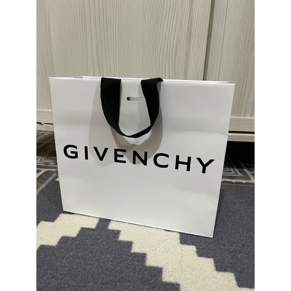 Paper Bag Givenchy Original