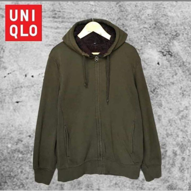 uniqlo sherpa hijau olive