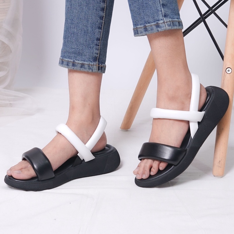 SARASARA YUK - LARA Sepatu Sandal Wanita Wedges Tinggi 4cm Model Tali Strap belakang Hak 4 cm Spatu Sendal Gunung Cewek  Size 36 37 38 39 40 Sara sara Warna Black Mustard Hitam Kuning Cewe Kekinian Premium Terbaru Shoes Ori Original Mall Official Store