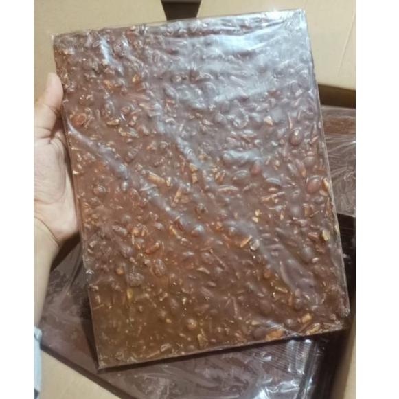 

Harga murah Cokelat blok cokelat 500gr bahan silverqueen mix / delfi takeit mixx 61