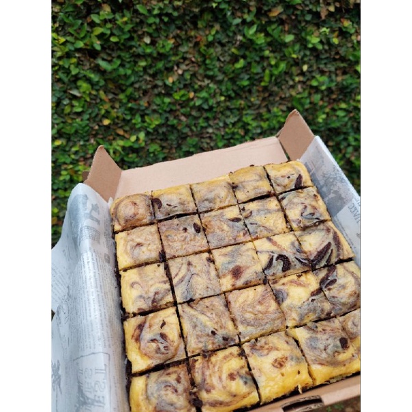 

BROWNIES MARBLE CHEESE 20×20×10