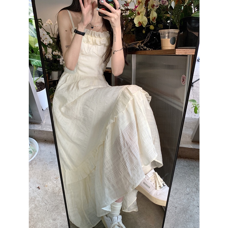 Red kumikumi design sense small wooden ear side suspender dress female early spring waist slimming a-line skirt long skirt