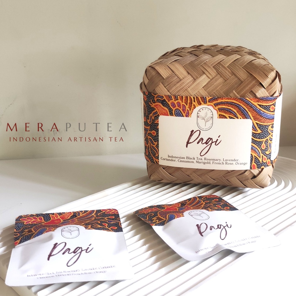 

Meraputea Artisan Tea Blend | Pagi | Besek 10 Sachet | Black Tea, Teh Hitam Indonesia