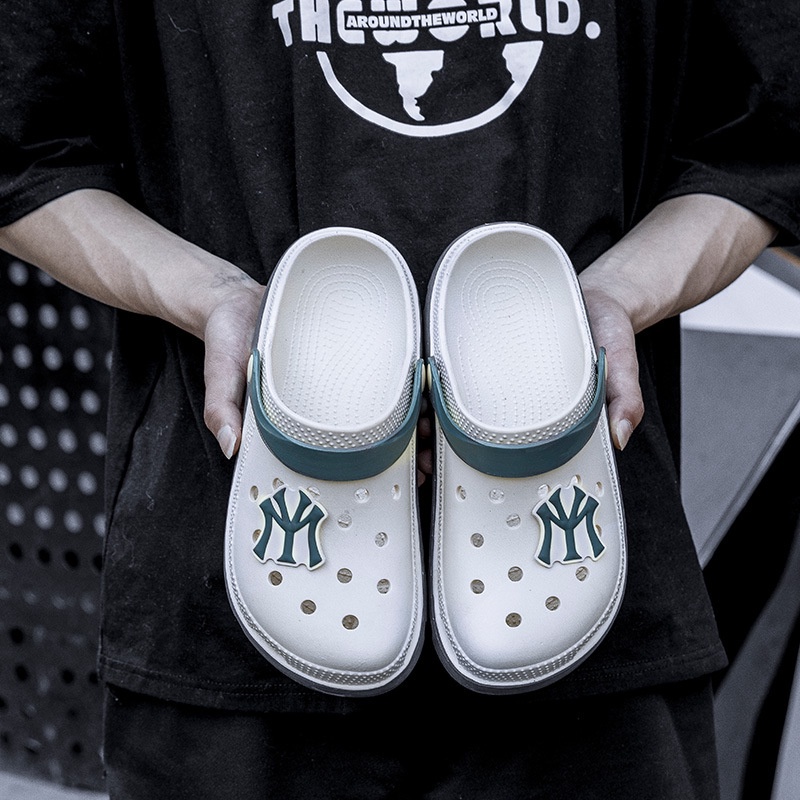 COD BAYAR DITEMPAT !!! 11799 Sandal Crocs Pria Sendal Pria Casual Bahan Karet No Box