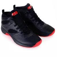 Promo Puas Sepatu Basket Commander Piero