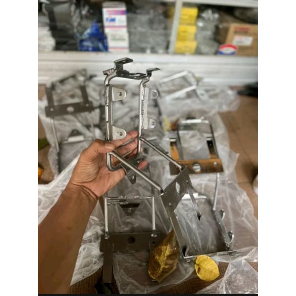 BREKET PANGKON BREAKET KUPINGAN LAMPU TRALIS LAMPU DEPAN NINJA SS NINJA R MODEL ORIGINAL