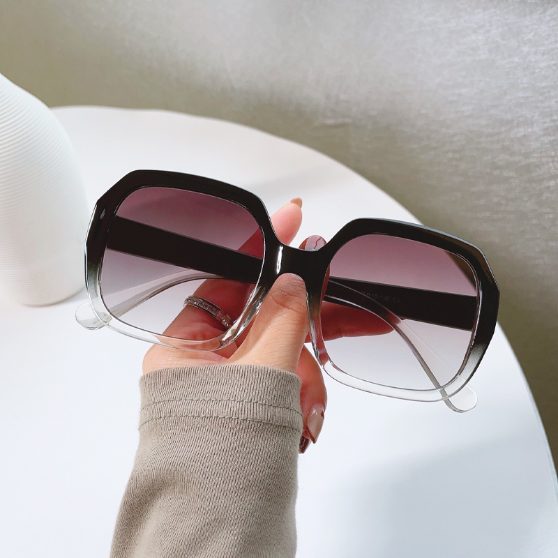 [COD] 2023baru Korea Fashion Wanita Kacamata Hitam Oversized Square Frame RETRO Candy Color Glasses UV400