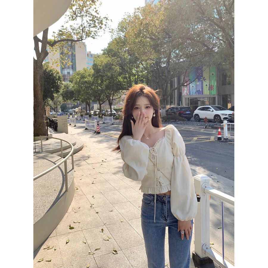 Red Kemeja pendek gaya pengadilan retro wanita desain chic top 2022 musim gugur kemeja Prancis baru