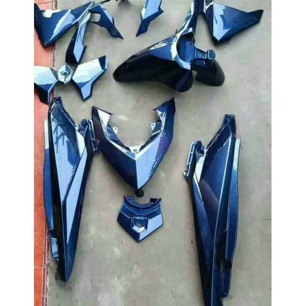 Cover full body halus vario 125/150 old led th 2015-2017 biru magenta