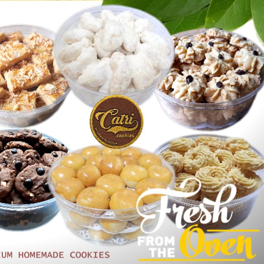 

♤ Kue kering Nastar / coklat chocochip / sagu keju / semprit HOME MADE ✵