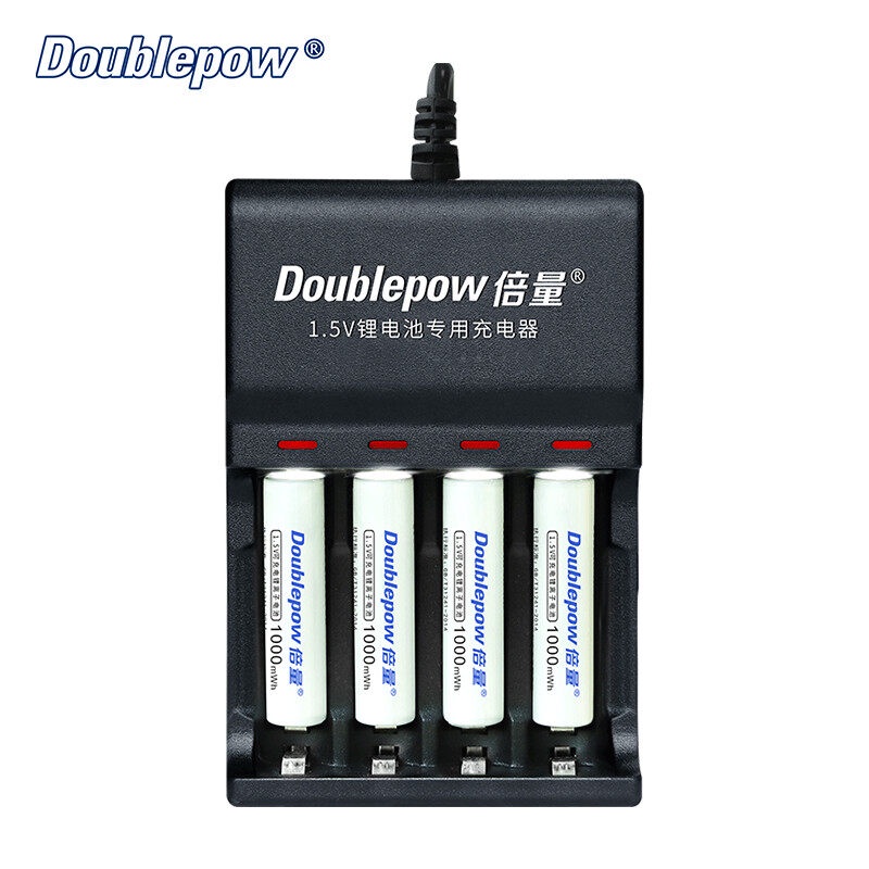Doublepow USB-Powered Charger Baterai 4 Slot AA/AAA 1.5V