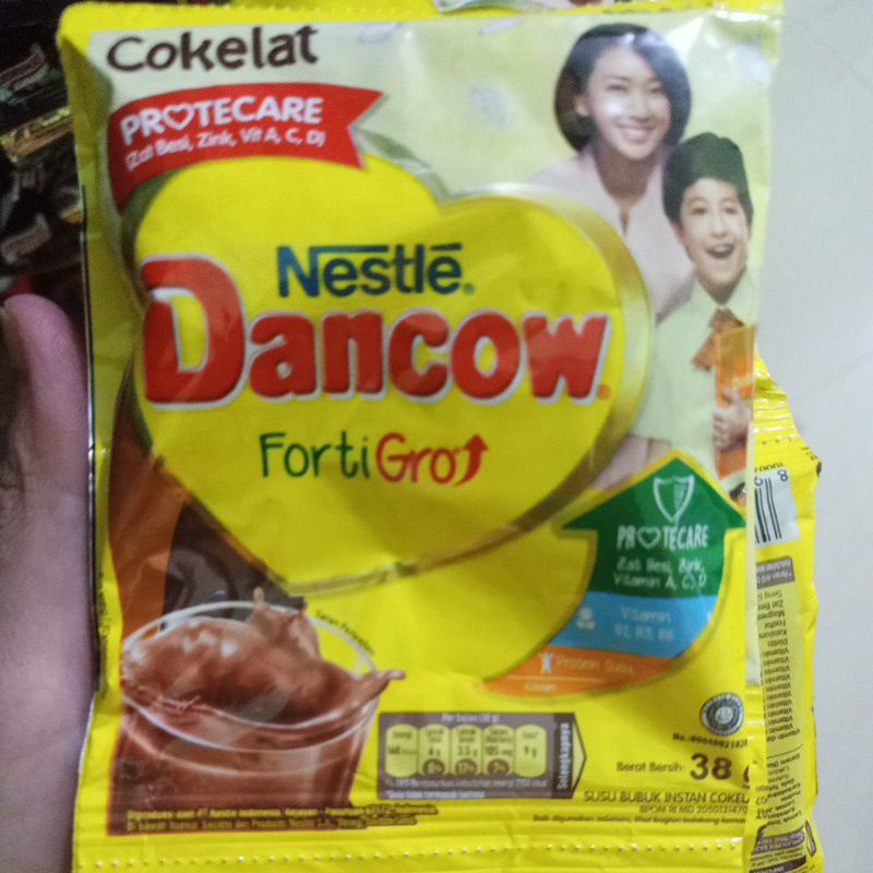 susu dancow putih coklat sachet isi 10pcs.