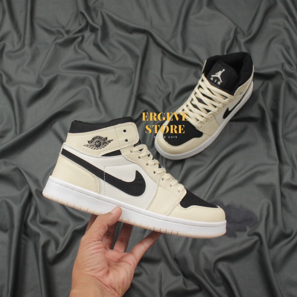 SEPATU SNEAKERS BASKET AIR JORDAN 1 RETRO HIGH OG PARIS WANITA PRIA