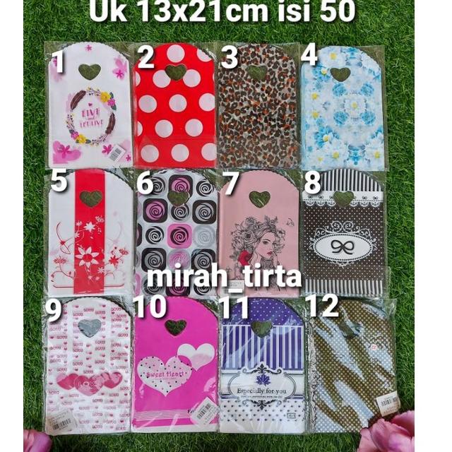 

W28 ❤Termurah❤ Kantong plong 13x21cm motif. kantong krrsel olshop motif . kresek online shop . kresek import . plong motif SERBA MURAH お