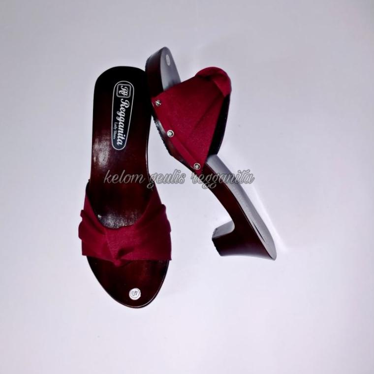 TERLARIS Sandal heels wanita/sandal kayu teplek