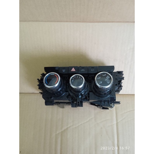 saklar switch ac toyota yaris original