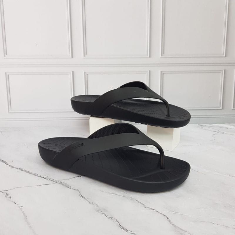 Sandal Wanita Crocs Spalash flip