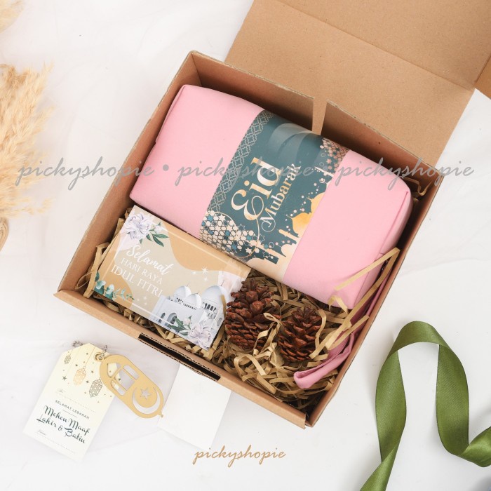 

(COD) PAKET HAMPERS MUKENAH TRAVEL POUCH KADO HADIAH WISUDA ULANG TAHUN - MukSaja Dpgreen