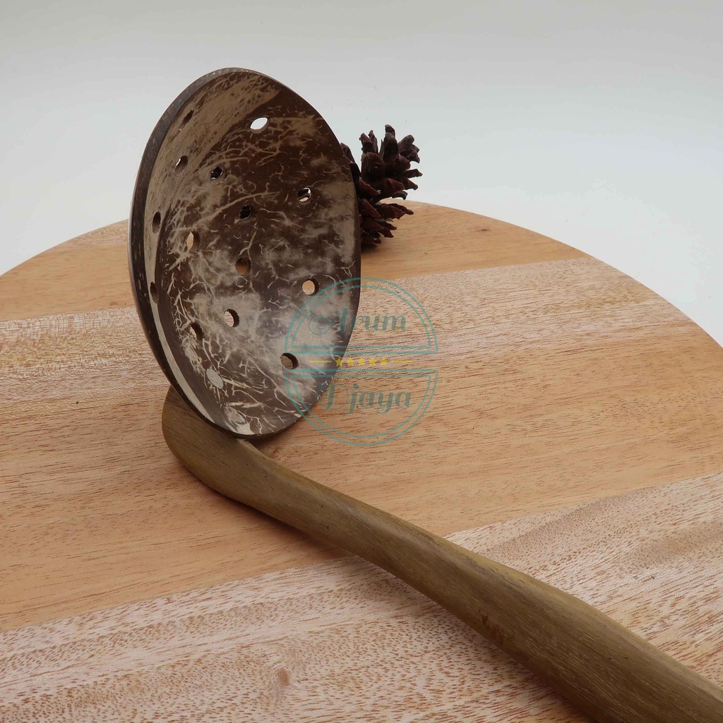 Erus Lubang Kayu Bathok Erus Bathok Lubang Sendok Sayur Lubang Bathok Wooden Soup Spatula