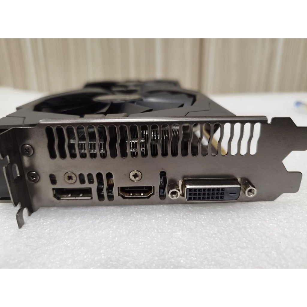 ASUS STRIX RX 580 8GB 256BIT  LIKE NEW