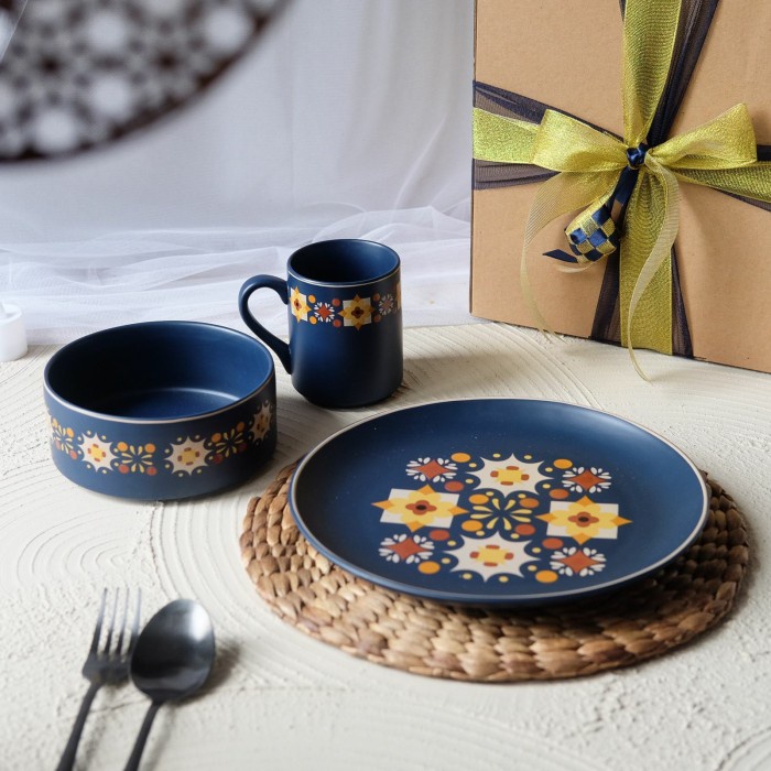 Piring Hampers Lebaran Set Piring Keramik - Lantern