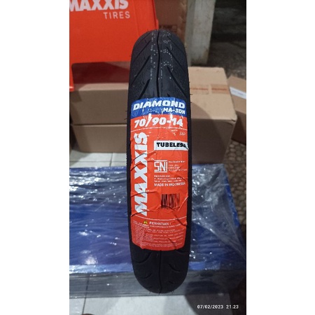 new ban tubles maxxis diamond ma-3dn 70/90-14, produk dijamin asli ori !!! free pentil !!!