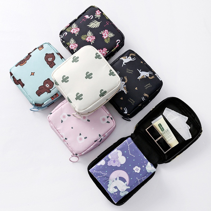 Pouch Pembalut / Tissue Tas Traveling Organizer Import