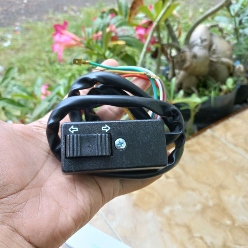 SAKLAR SEIN VESPA PX