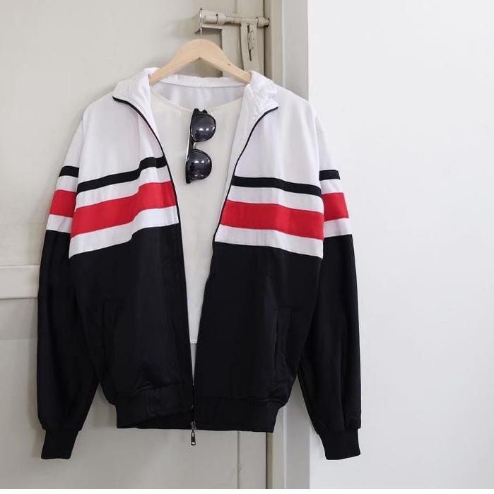 ● Jaket tracktop putih hitam garis merah ✯