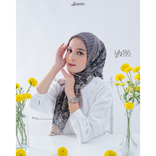 Jilbab Segi Empat YS 186 By Yasmin