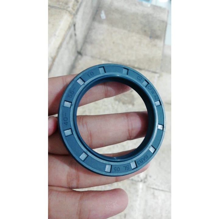OIL SEAL CFW 52 72 7 . CFW 52 X 72 X 7