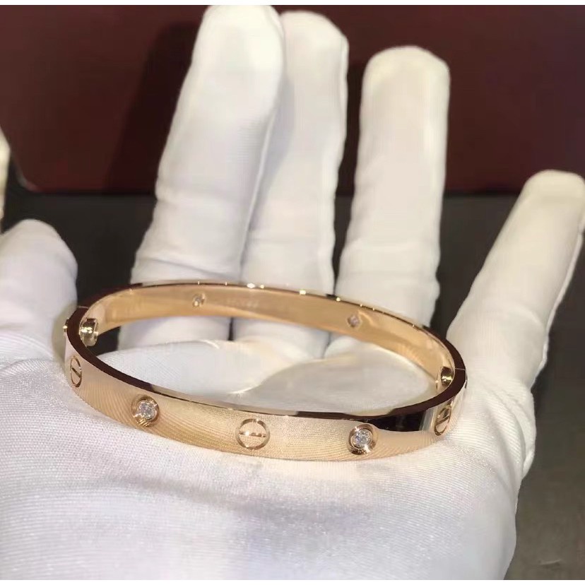 Gelang Hypoallergenic Bahan Titanium Steel Lapis Rose Gold / Silver 18K Hias Berlian Gaya Klasik