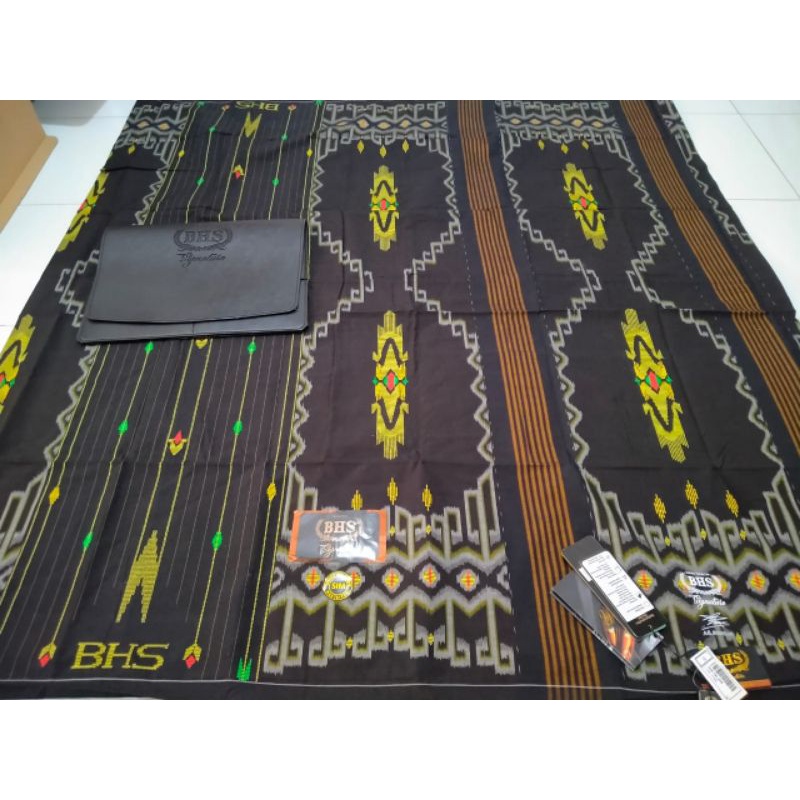 Sarung bhs signature Sim gold