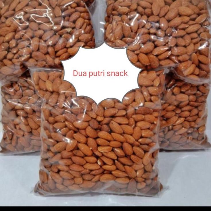 

Promo / Almond matang panggang utuh 250gr New.,,,**