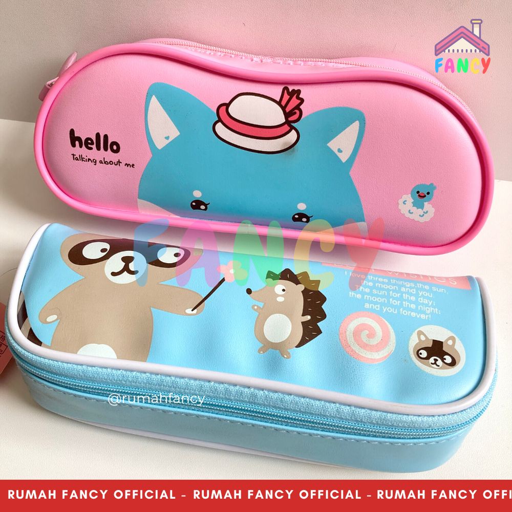 

Tempat Pensil PREMIUM Bahan Kain Imitasi Xiao Ling Jing Bentuk Unik & Lucu Motif Animal Anak Cewek / Cowok