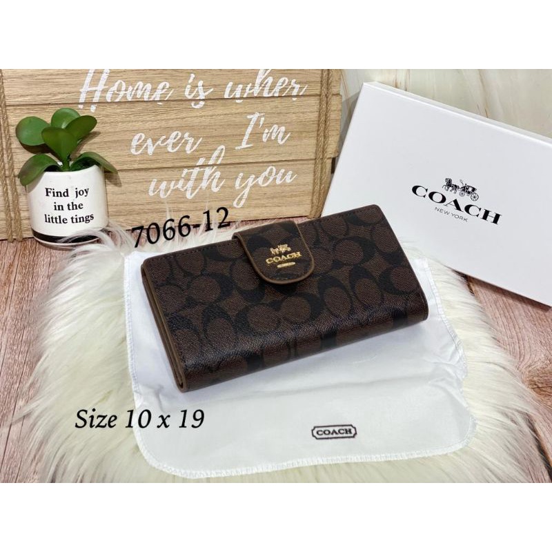 Dompet Lipat panjang Lidah/Dompet wanita free Box kode 7066