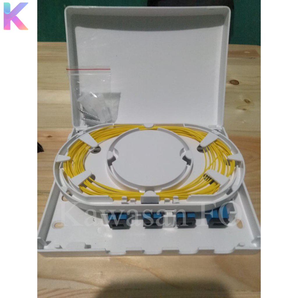 Roset 4 core/odp 4core lengkap adapter dan pigtail FTTH fiber optik