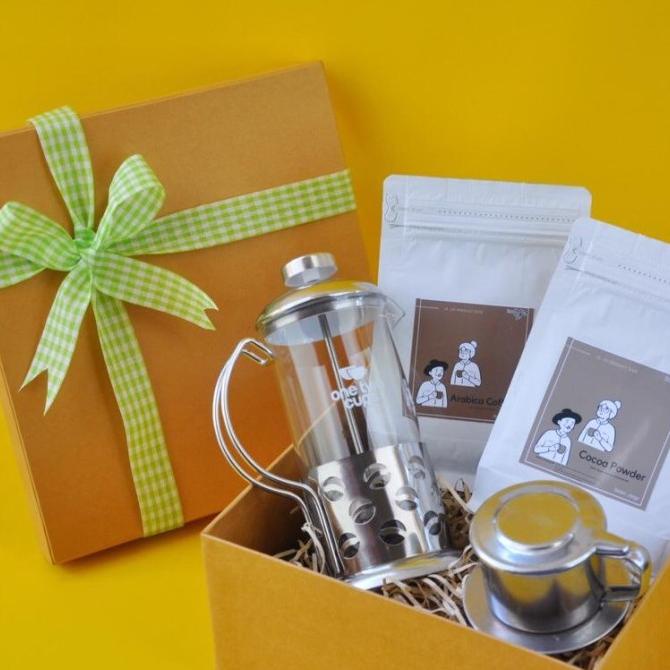

HAMPERS LEBARAN IDUL FITRI KADOCOKLAT ULANG TAHUN RAMADHAN KADO GIFT TH5464TY