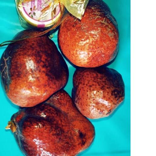 

♬ Paket super Saffron 0,25gr + zuriat 4 buah dan kalau di belah 8 belah ♀