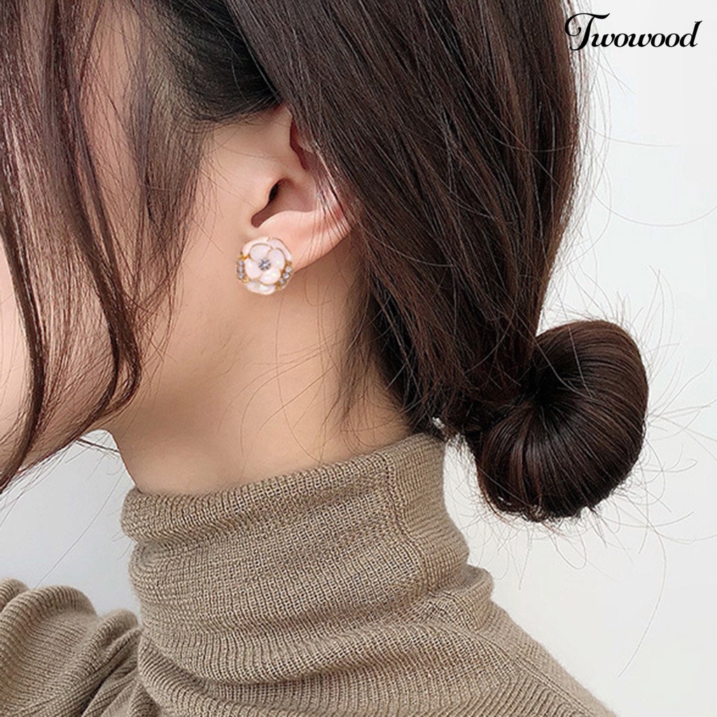 Twowood 1pasang Ear Studs Elegan Dainty Temperamen Berkilau Berlian Imitasi Enamel Bunga Wanita Anting Fashion Perhiasan