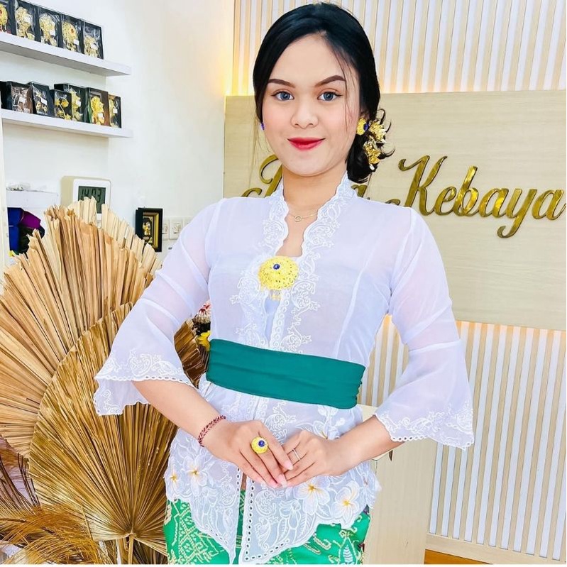 kebaya bordir jadi D2