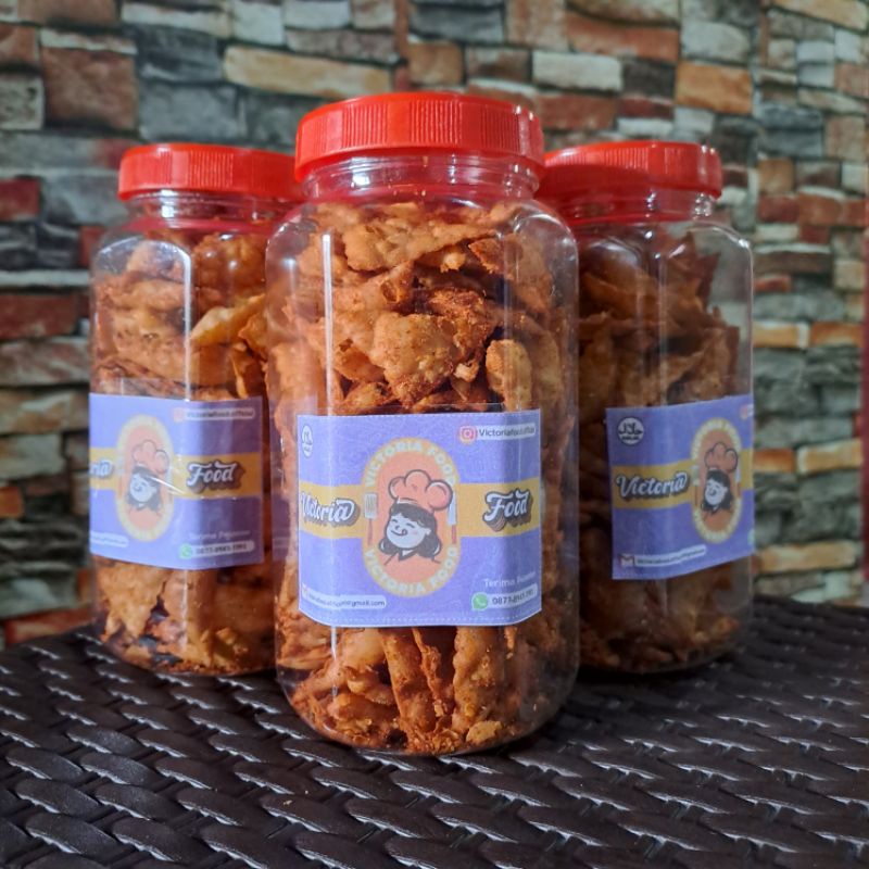 

KRIPIK KERIPIK PANGSIT VICTORIA MANIS PEDAS DAUN JERUK GARING GURIH RENYAH MURAH READY STOCK BERKUALITAS