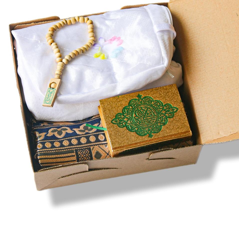 

H98 hampers alat sholat hampers cewek hampers wanita hampers ramadhan hampers murah kado ulangtahun STOCK TERBATAS ヱ