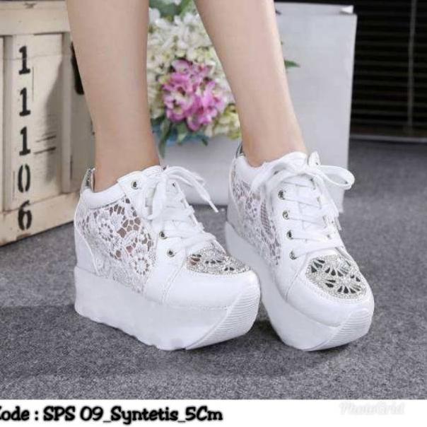 Terbaru Sepatu Wanita Brukat Hak Dalam SPS 09