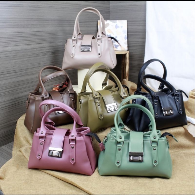 Tas HENDBAG TAS SELEMPANG WANITA DISSA(3 RUANG +DOMPET KOIN) FASHION ALA KOREA//TAS SELEMPANG WANITA KEKINIAN