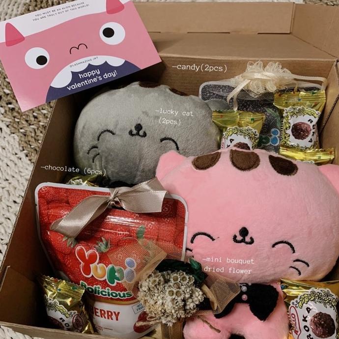 

Spesial Valentine Day Valentine Gift (Forever Package) / Valentine Hampers / Birthday Gift