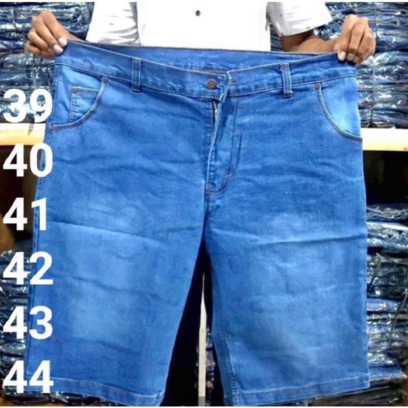 celana pendek denim pria jumbo 39/44//celana pendek jeans pria jumbo//celana pendek pria denim//cela