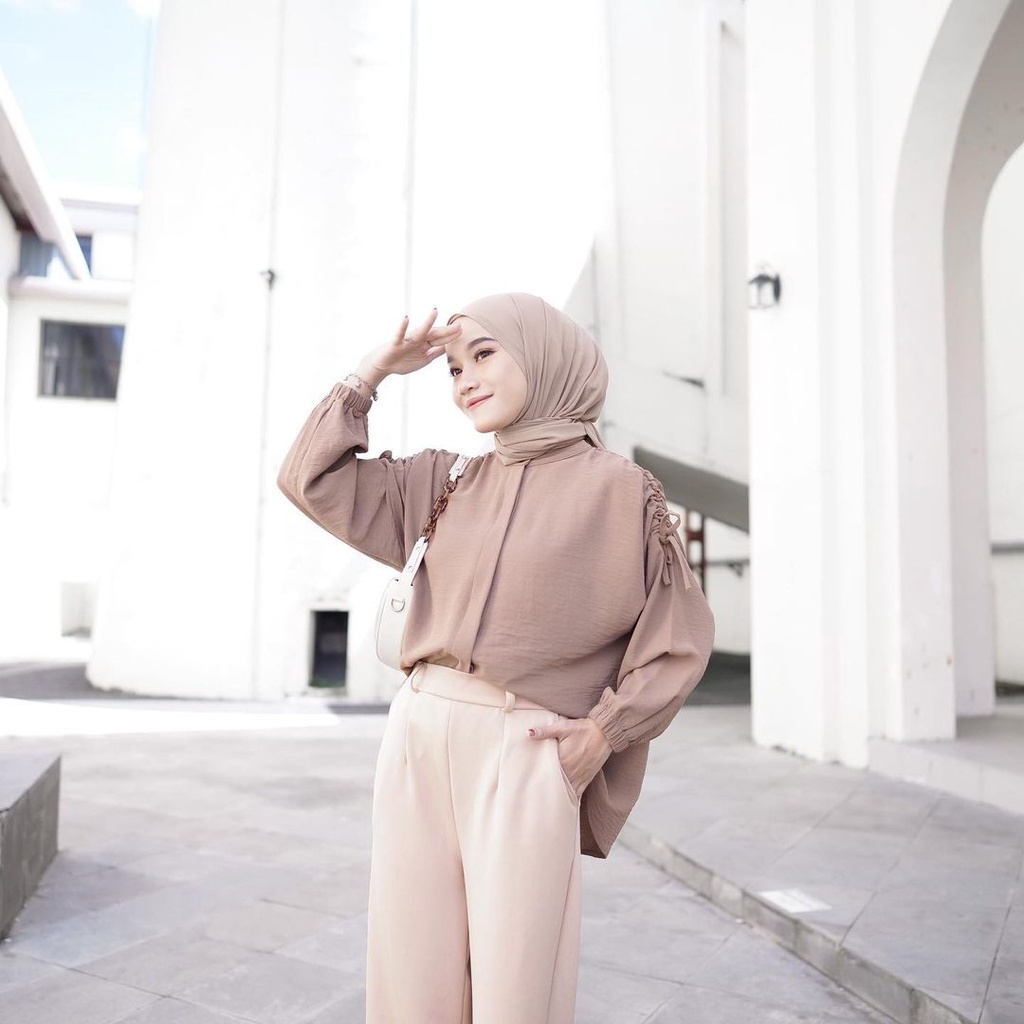 SANI TOP BLOUSE CRINCLE // HEKSA KEMEJA SERUT SETENGAH LENGAN