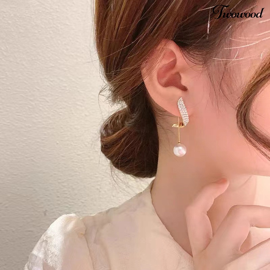 Twowood 1pasang Anting Pejantan Bling Berlian Imitasi Mewah Elegan Berkilau Mutiara Imitasi Menjuntai Anting Fashion Perhiasan