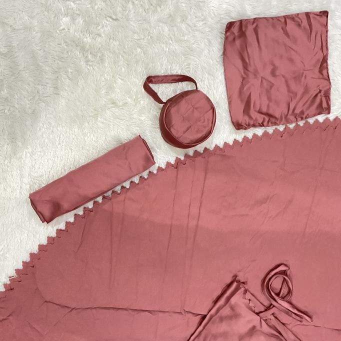 Mukena Silk Ringan Polos cantik best seller pouch mini travelling